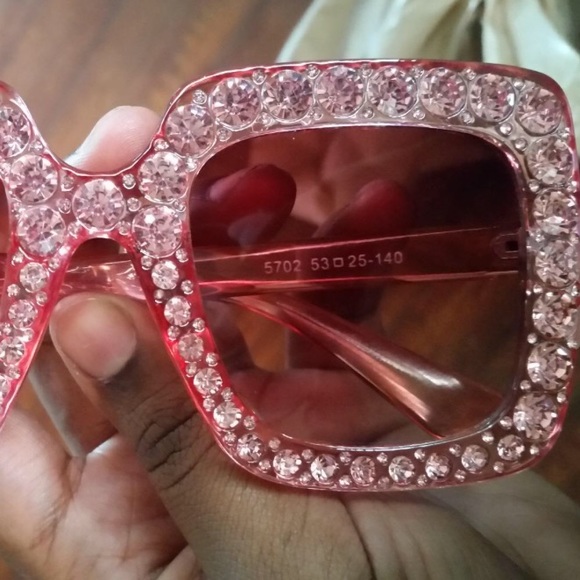 Oversized Pink Rhinstone Sunglasses - Picture 4 of 4